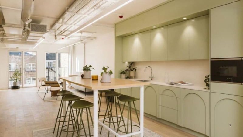 18 Clerkenwell Close