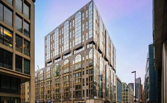 24 Chiswell Street