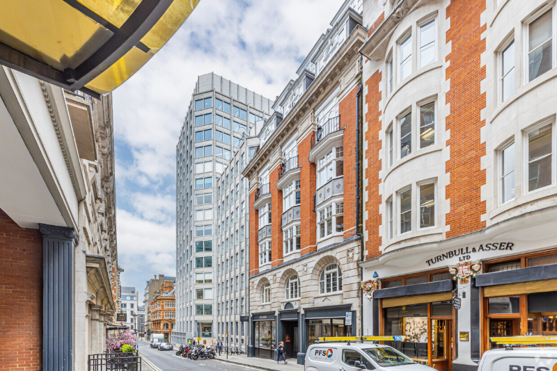 25 Bury Street