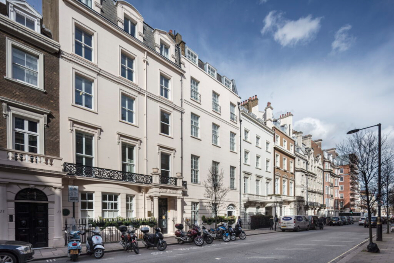 25 Upper Brook Street