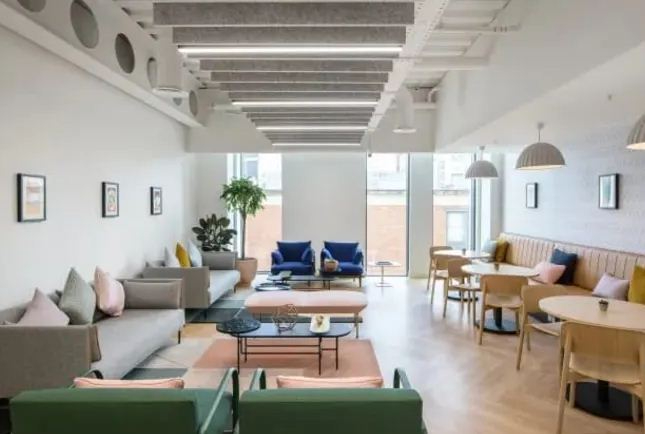 Landmark, St Peter's Square