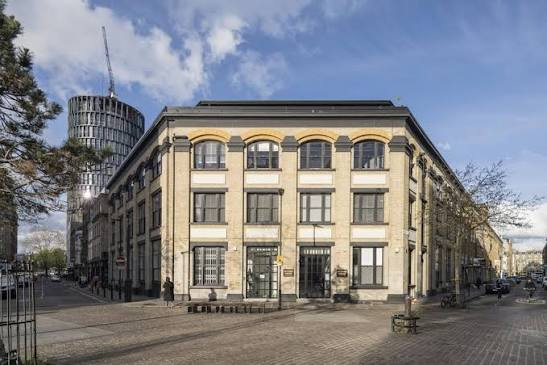 Victoria House